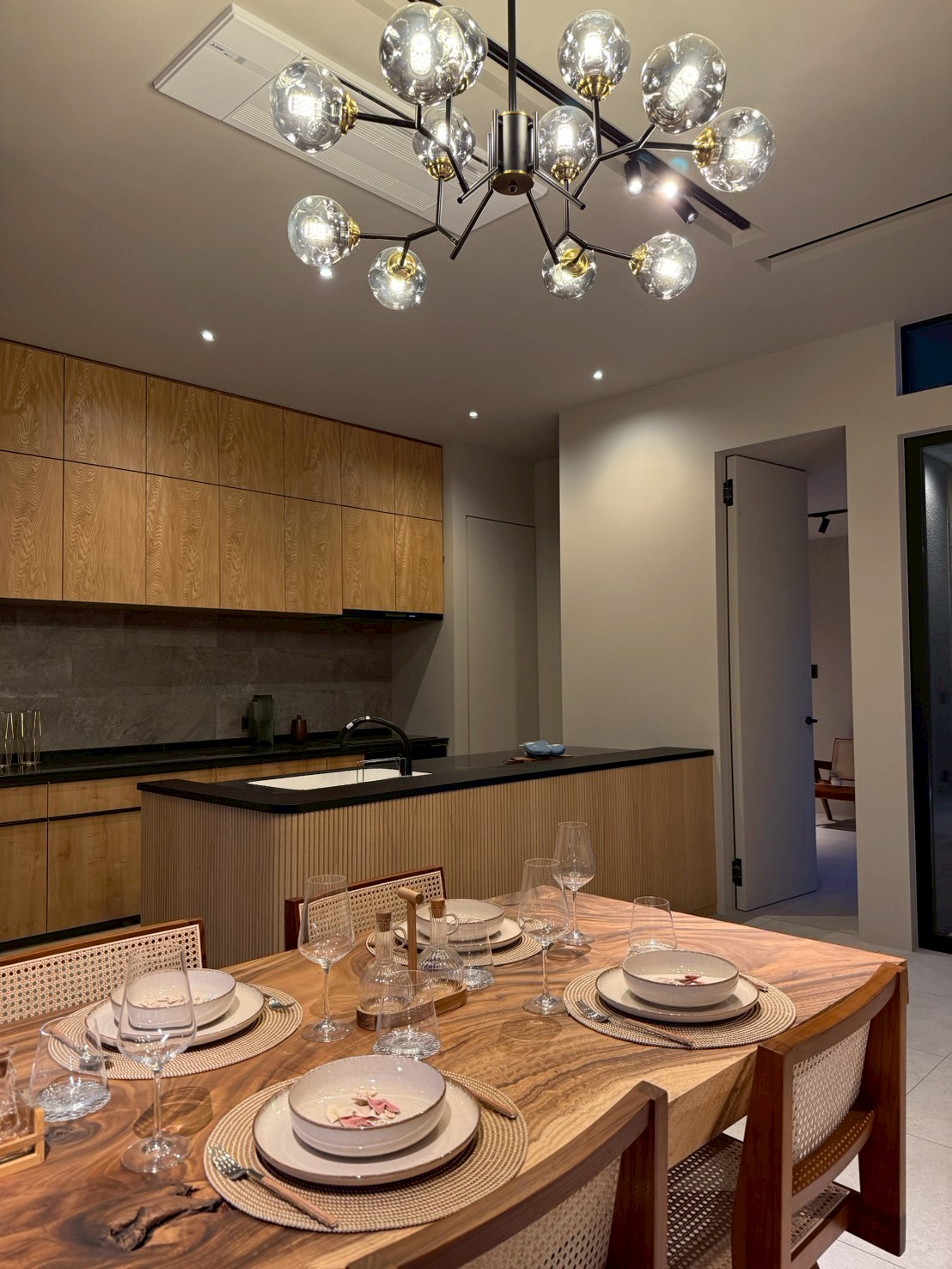 Dining Kitchen